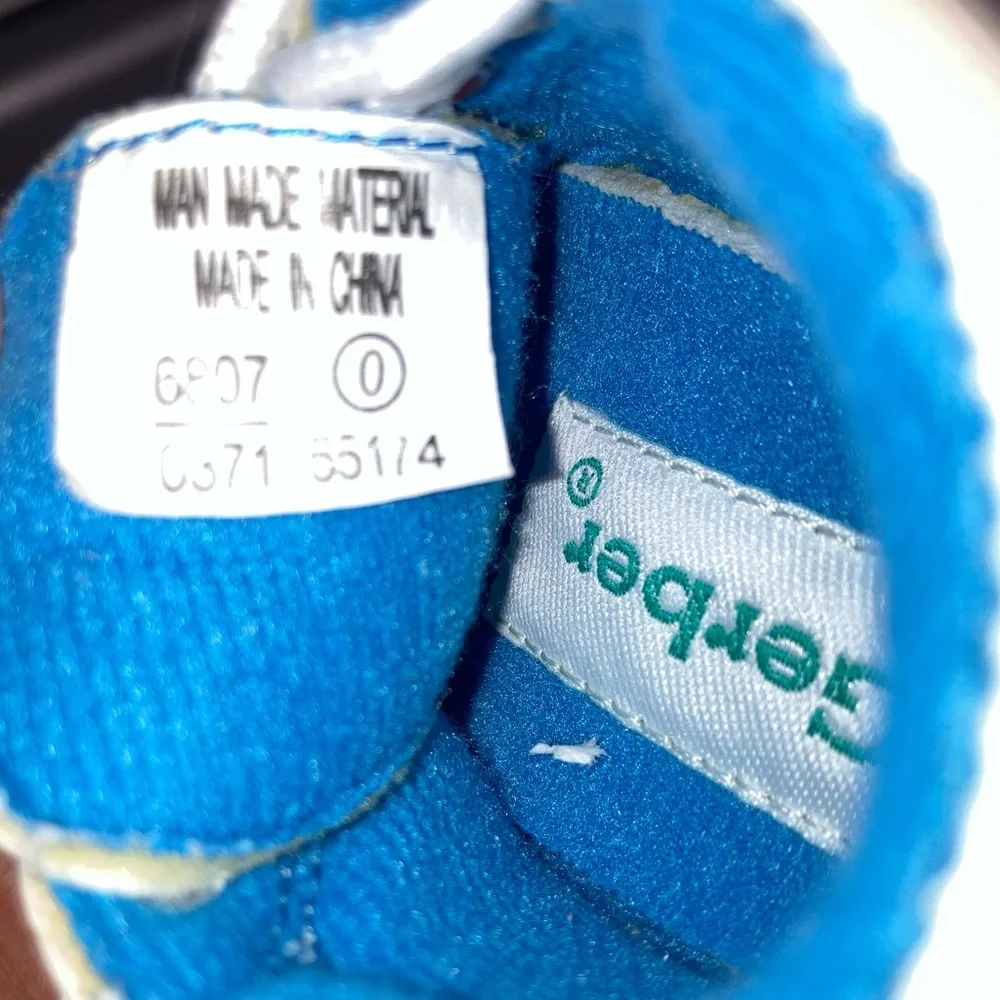 Gerber Vintage‎ Crib Shoes / Slip Guard / Infant shoes 1980's approx size 0